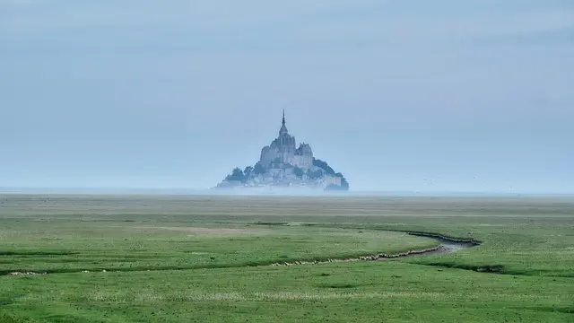 Les Plus Beaux Lieux à Explorer en France
