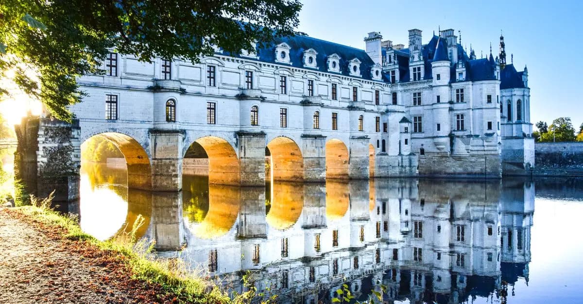 10 Activités Incontournables pour des Vacances en France