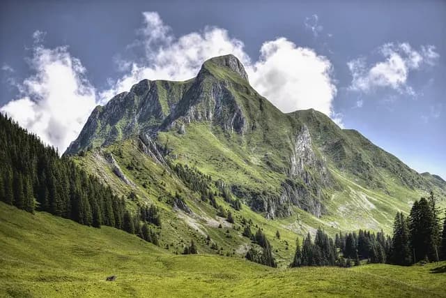 Les 10 Meilleurs Parcours de Randonnée à Explorer en France