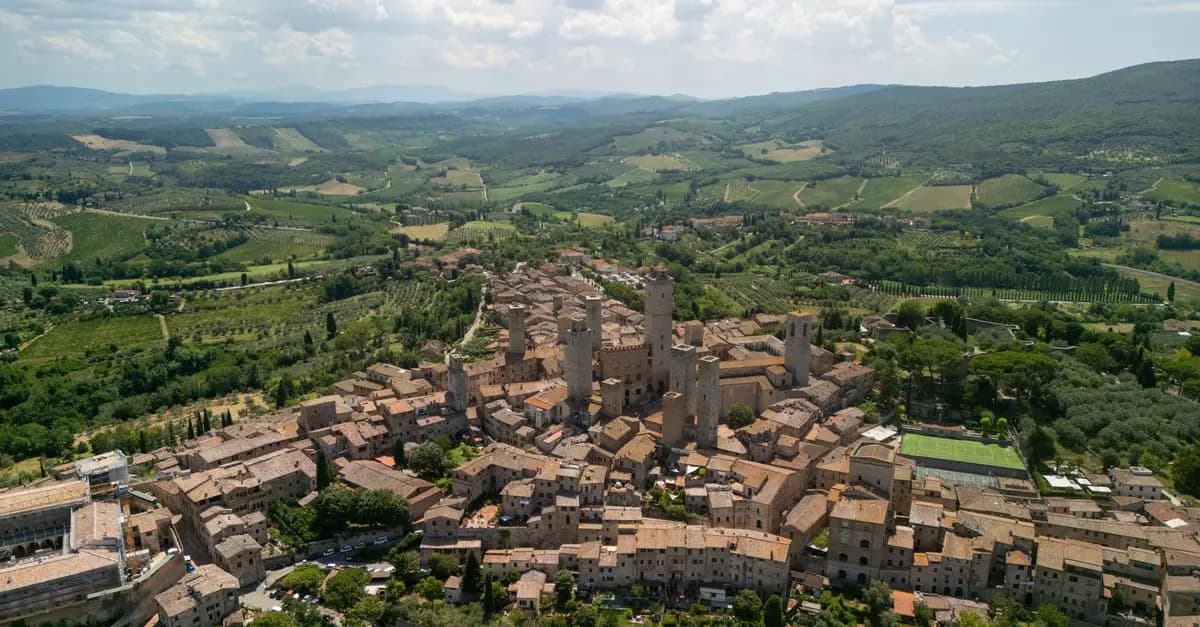 Explorer les Plus Beaux Villages Médiévaux en France