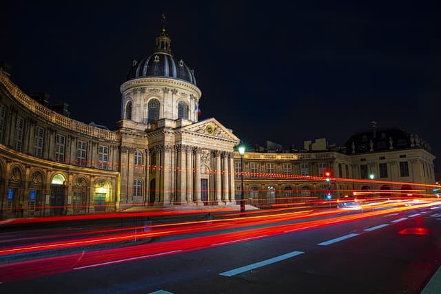 10 Activités Immanquables pour Explorer la France